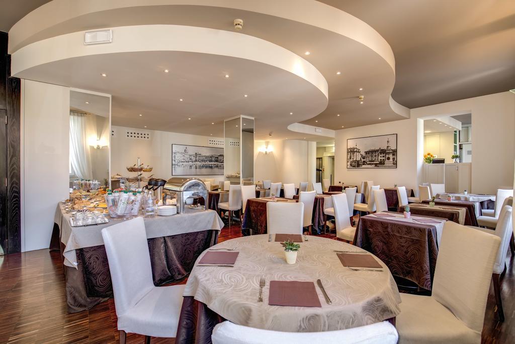 Albergo Firenze Côme Esterno foto