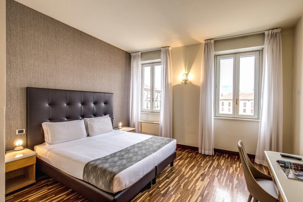 Albergo Firenze Côme Esterno foto