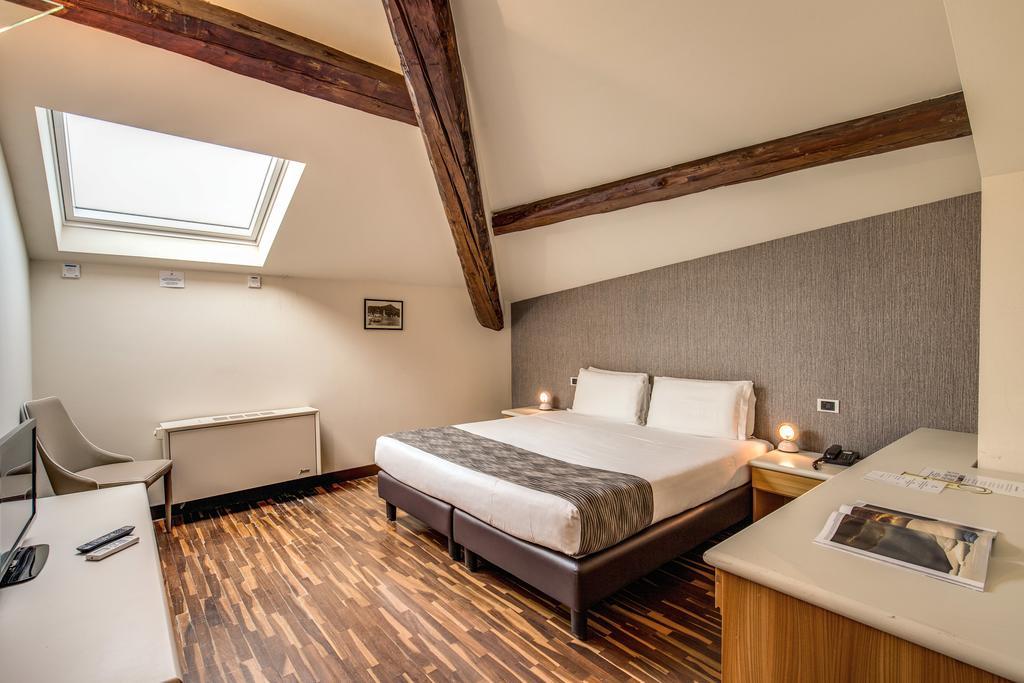 Albergo Firenze Côme Esterno foto