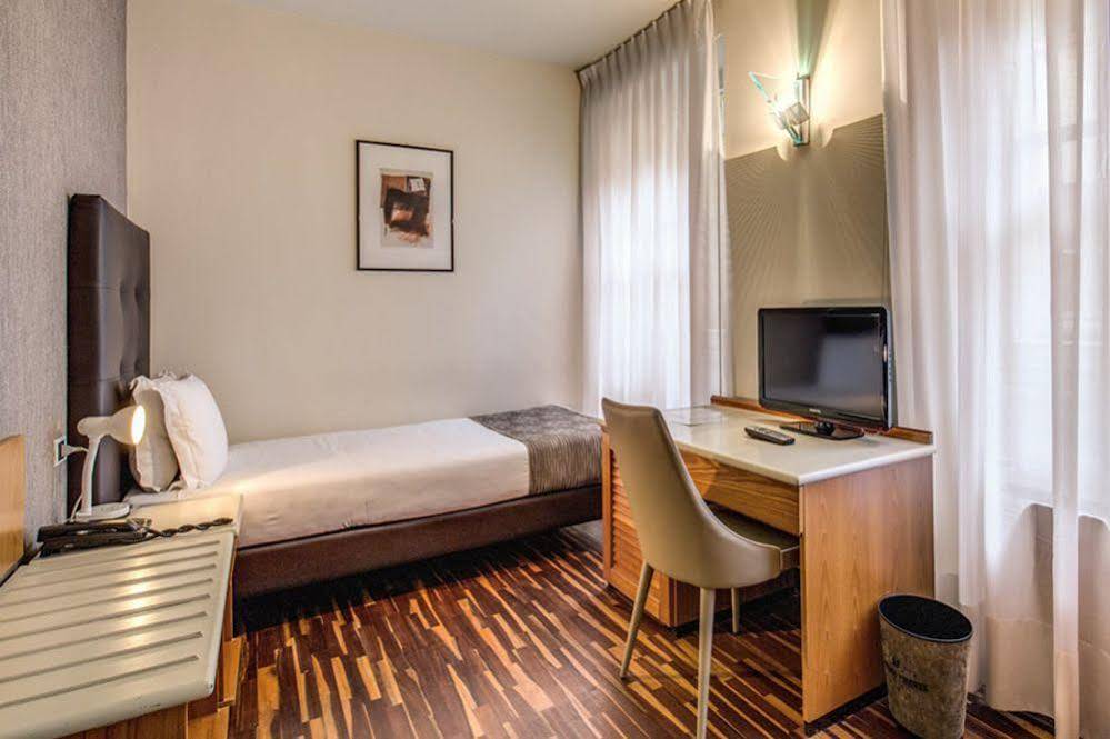 Albergo Firenze Côme Esterno foto